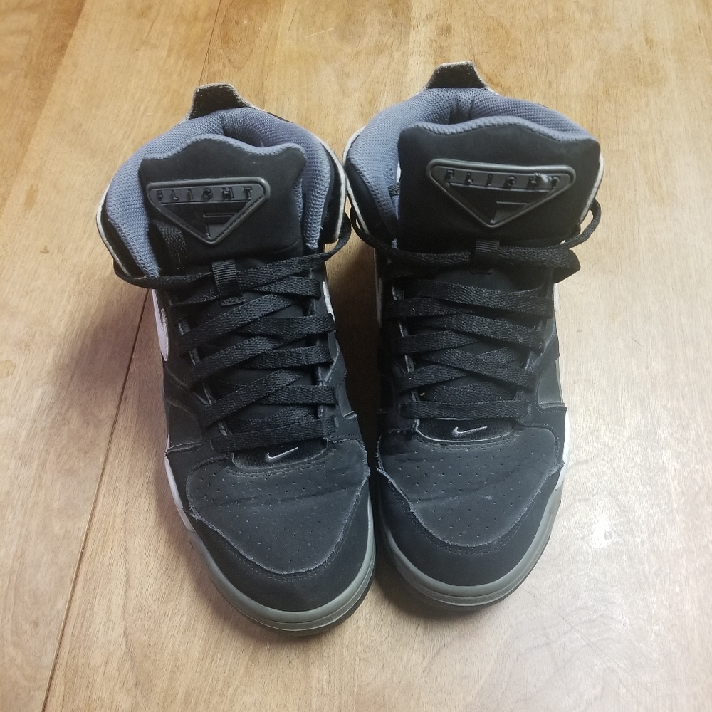 Nike Air Flight Falcons Black Size 8